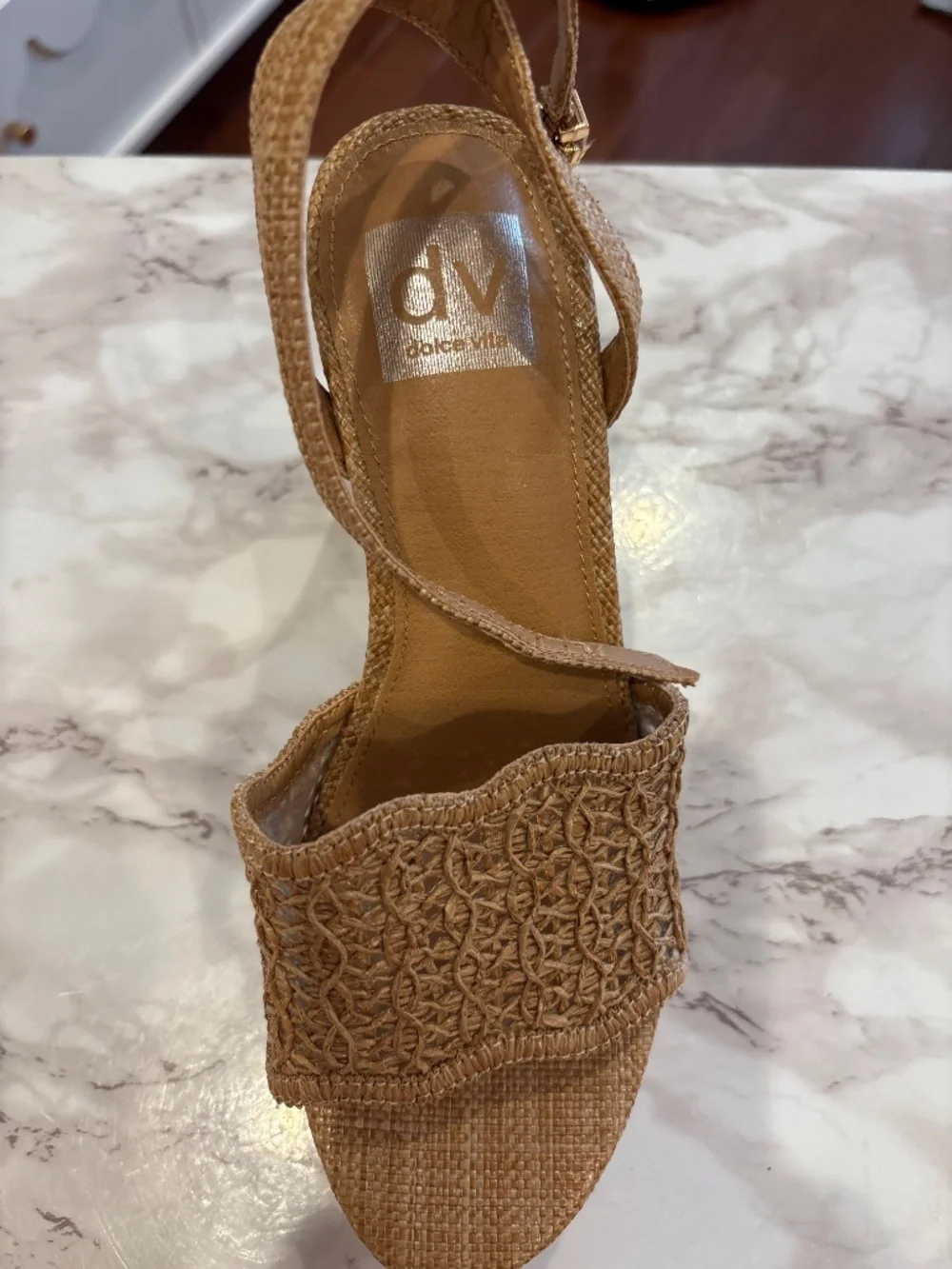 dolce vita Wendal Plarform Q-star Sandals